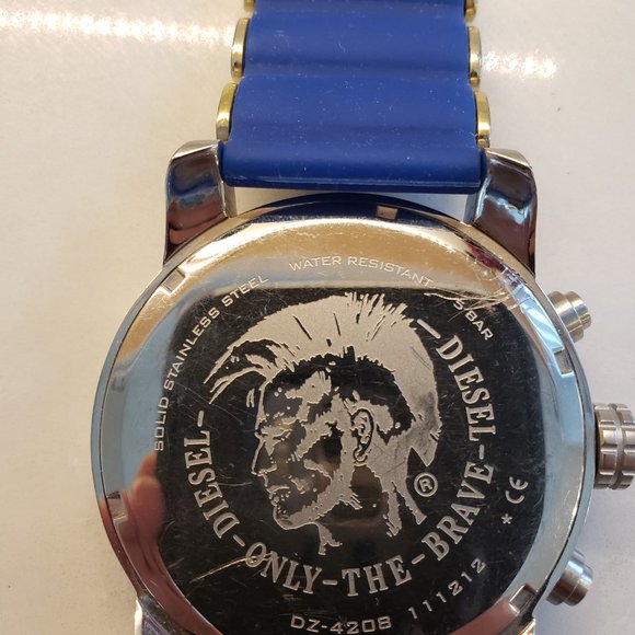 Silver Diesel Watch with Blue Rubber Strap, model DZ-4208, Tested-works - Picture 7 of 12